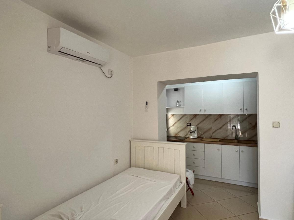 88 Apartment Himarë Exteriér fotografie